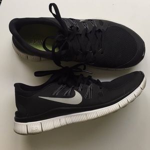 Nike Free Runs 5.0